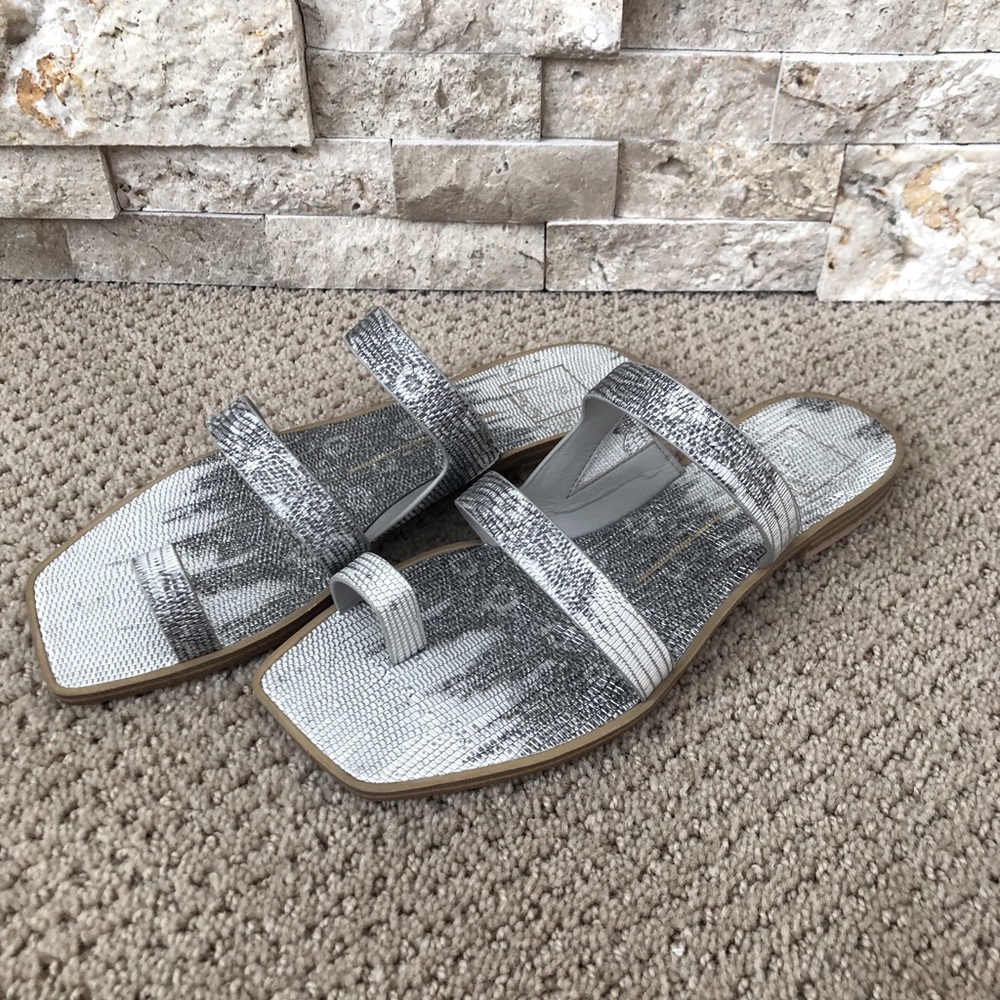 Dolce Vita Isala 3 Croc slide, 8, tried on only!